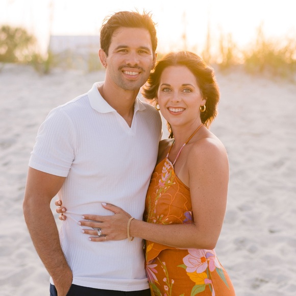 Meet your Posher, Christy - Picture 1 of 1